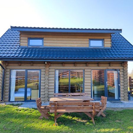Domki Nad Jeziorem - Zalesie 7D Zalesie (Olsztyn) Exteriör bild